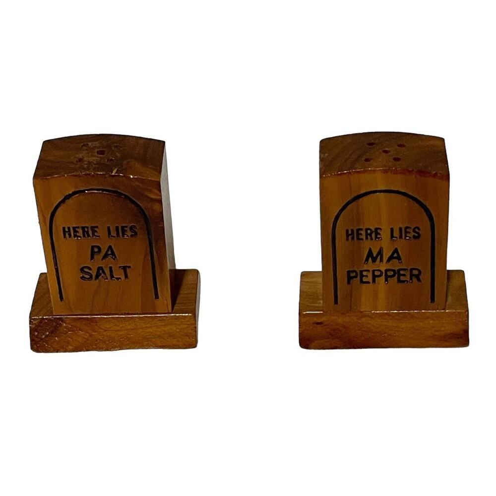 Wood Salt and Pepper Shakers Gravestone Here lies Ma Pa Halloween Vintage Maine